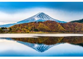 富士山和川口湖在日本_10695693