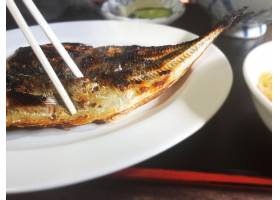 鱼干的竹荚鱼,筷子,干果类食品,�,陶器,烤鱼,新鲜制作,竹荚鱼开